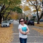 ĐI LANG THANG VÀO NHỮNG NGÔI NHÀ KHÔNG KHOÁ ĐI LANG THANG VÀO NHỮNG NGÔI NHÀ KHÔNG KHOÁ