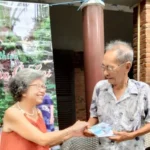 MÙA Ở LẠI…THU VÀNG…BAO NHIÊU LÀ HƯƠNG MÙA Ở LẠI…THU VÀNG…BAO NHIÊU LÀ HƯƠNG